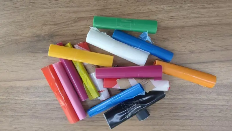 Jak odstranit skvrny na pásce?